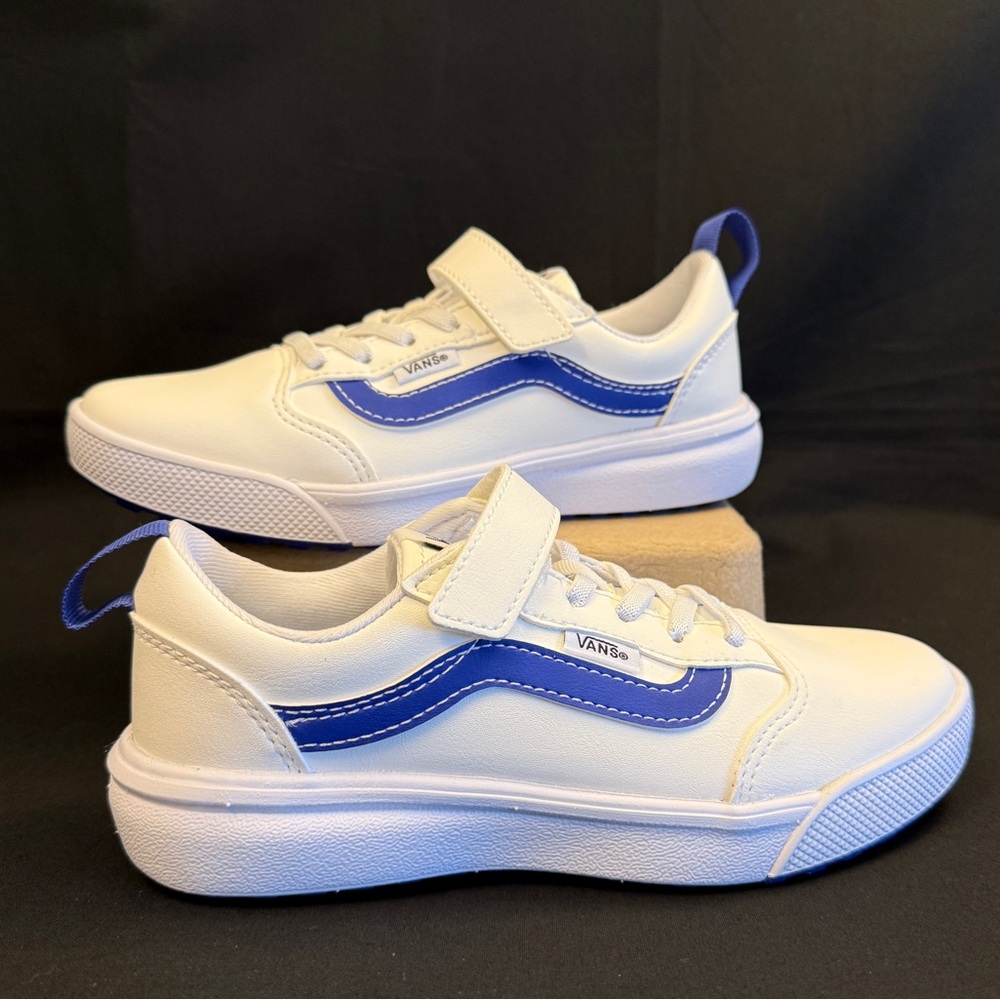 Vans Ultrarange Kids Classic Sneakers Size 2.5y Unisex Fashion Skate Shoes NWOT